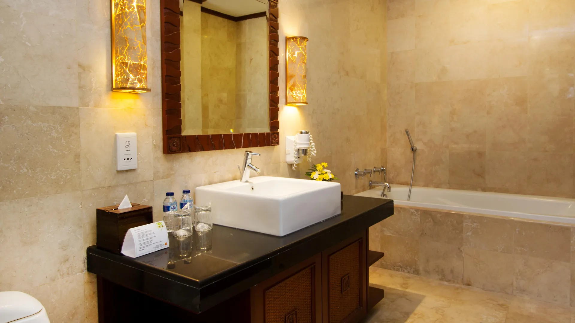 Balisani Suites Hotel Kerobokan  4*, Kerobokan (Bali) Indonesia